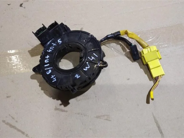 Подрулевой шлейф для Mitsubishi Outlander III GF0W 2012-2016 на фотографиях