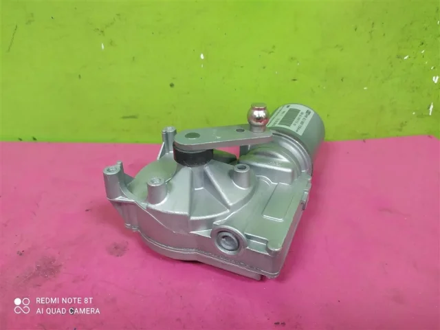 Мотор стеклоочистителя для Audi Q7 4L 2005-2015 на фотографиях