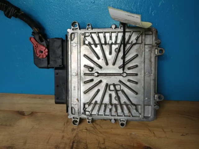 Блок управления двигателем для Volvo XC90 I C 2002-2014 на фотографиях