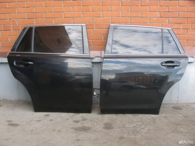 Дверь задняя левая для Subaru Legacy Универсал BR/B14 2009-2015 на фотографиях