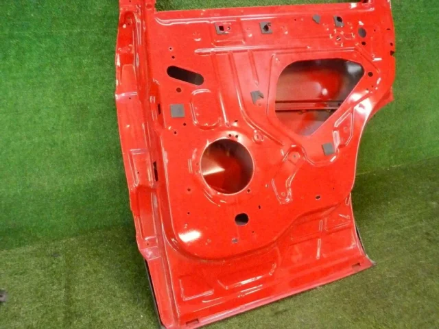 Двери для Ford Explorer U502 rest 2014-2019 на фотографиях