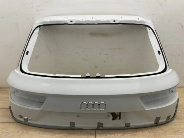 Крышка багажника для Audi Q7 4M 2015+ на фотографиях