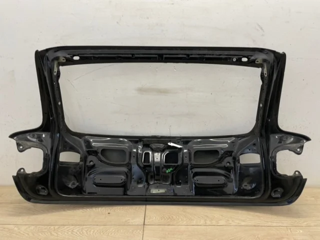 Крышка багажника для Audi Q7 4L 2005-2015 на фотографиях