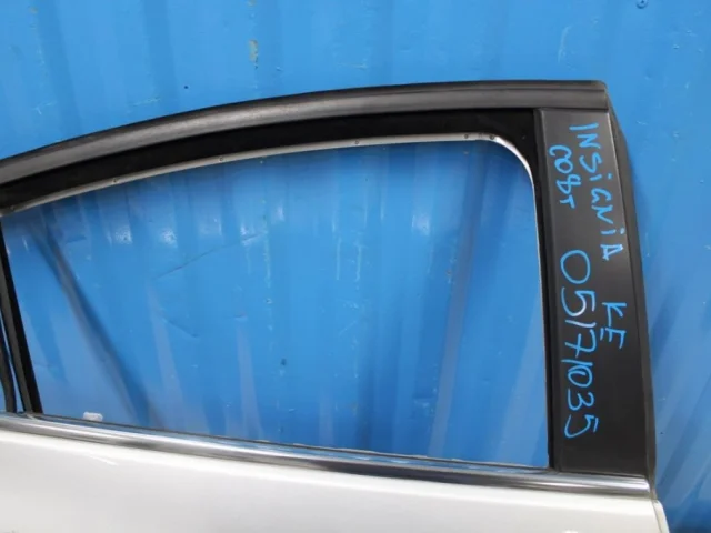 Двери для Opel Insignia Хэтчбек A 2008-2017 на фотографиях