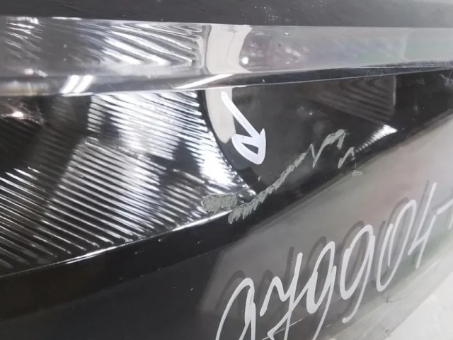 Фара ксенон левая для Skoda Rapid II 2020+ на фотографиях