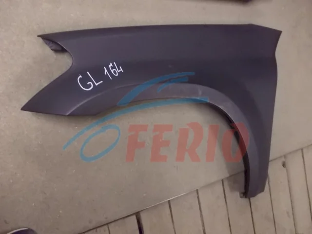 Крылья для Mercedes-Benz GL class X164 2006-2012 на фотографиях