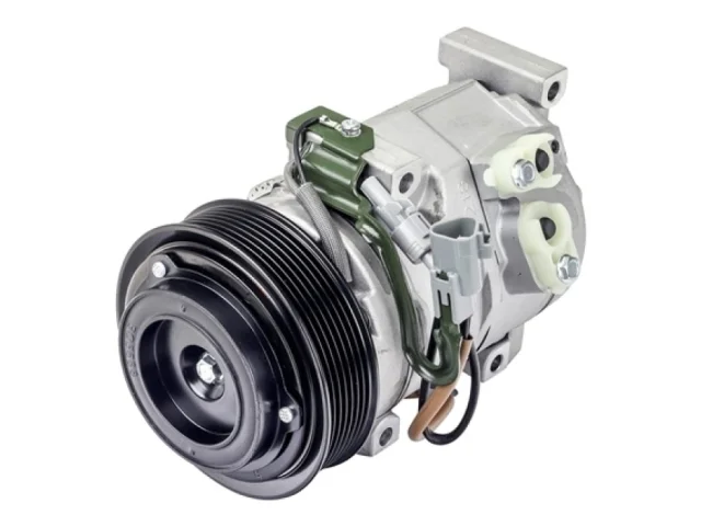 Компрессор кондиционера для Toyota Land Cruiser 200 2007-2015 на фотографиях