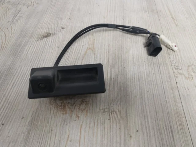 Камера заднего вида для Porsche Cayenne 958 Rest 2014-2018 на фотографиях