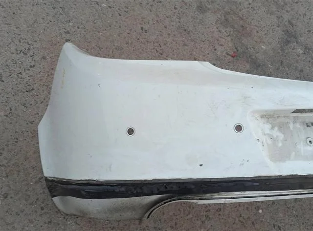 Бампер задний для Opel Insignia Седан A 2008-2017 на фотографиях