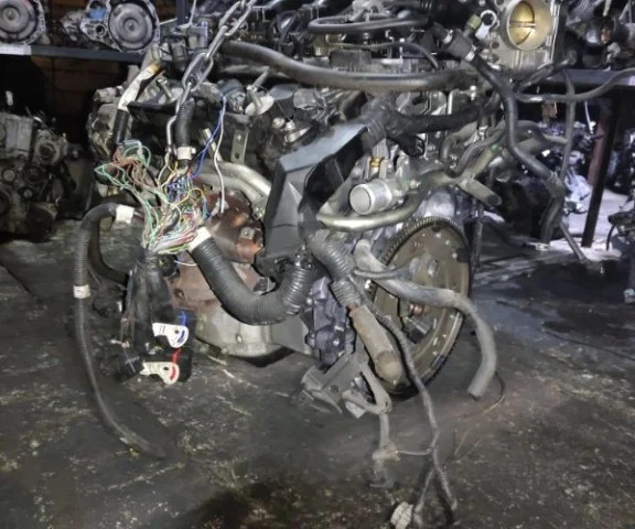 Двигатель без навесного для Nissan Pathfinder R52 2013-2017 на фотографиях