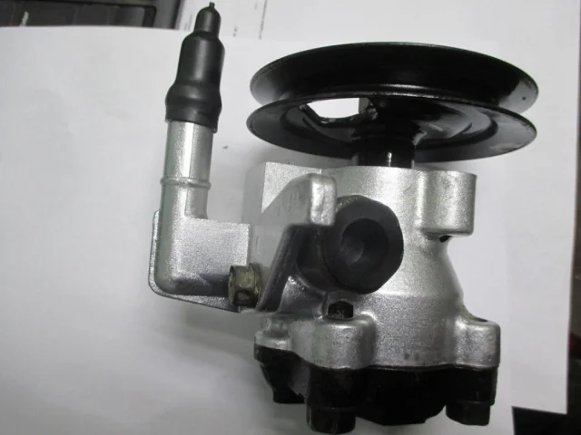 Насос ГУР для Hyundai Solaris 1 RB (2011-2013) на фотографиях