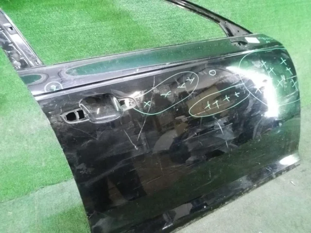 Дверь передняя правая для Audi A4 B9 2015+ на фотографиях