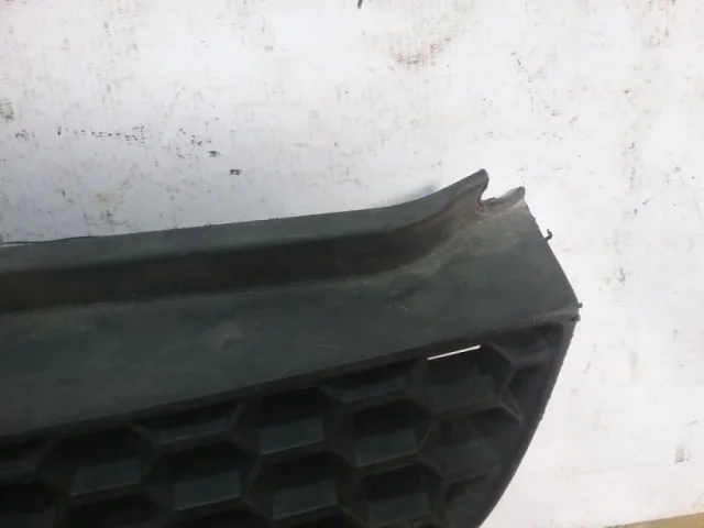 Решетка радиатора для Hyundai Matrix FC 2001-2010 на фотографиях