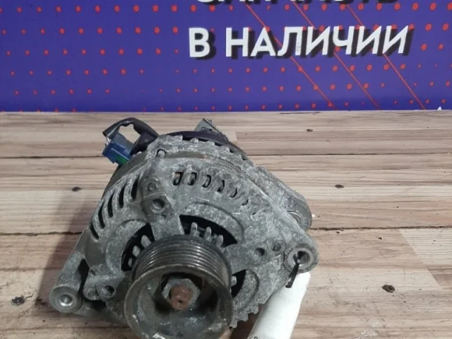 Генератор для Honda CR-V RD 2001-2006 на фотографиях