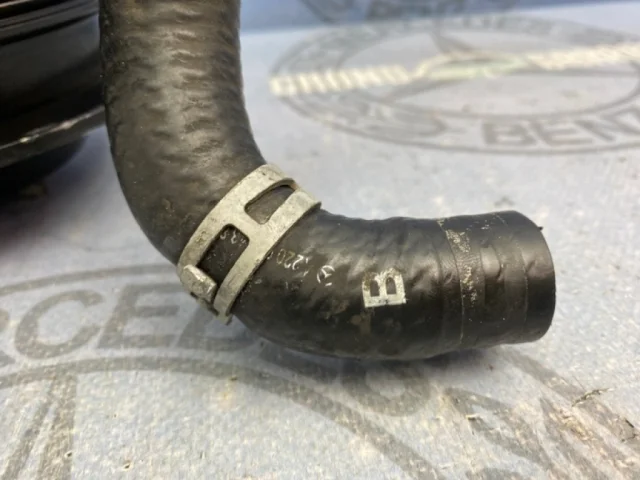 Насос ГУР для Mercedes-Benz CL class C215 1999-2006 на фотографиях