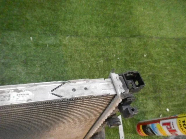 Радиатор охлаждения ДВС для BMW X3 G01 2017-2023 на фотографиях