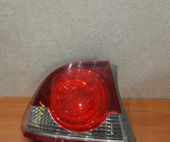 Фонарь левый для Honda Civic FA 2005-2010 седан на фотографиях