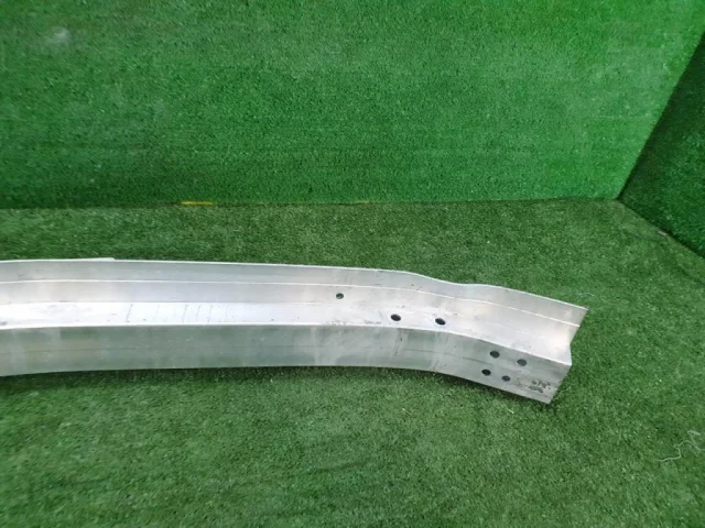 Бампер для Mercedes-Benz GLB class X247 2019+ на фотографиях