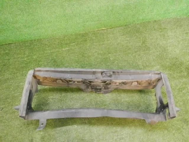 Воздуховод радиатора левый верхний для BMW 3er F30 2011-2019 на фотографиях