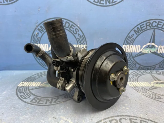 Насос ГУР для Mercedes-Benz CL class C215 1999-2006 на фотографиях