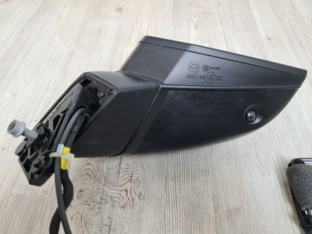 Зеркало боковое правое для Audi Q7 4M 2015+ на фотографиях