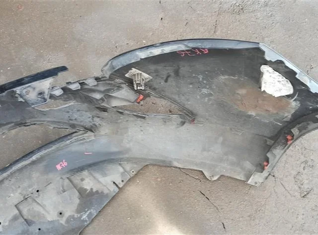 Бампер передний для Opel Zafira B 2005-2015 на фотографиях