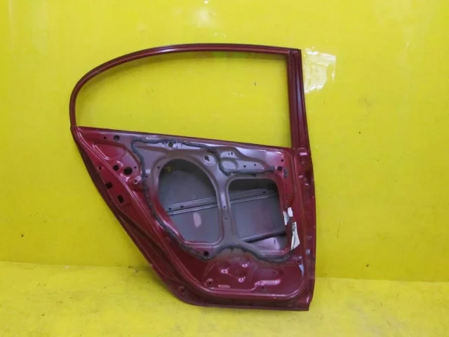 Дверь задняя левая для Honda Civic FK,FN 5D 2006-2012 на фотографиях