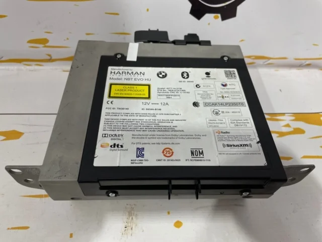 Головное мультимедийное устройство для BMW 5er G30 2016-2023 на фотографиях