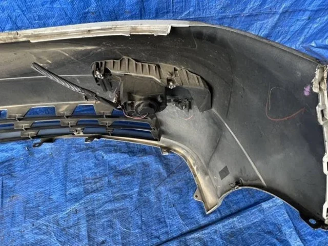 Бампер для Toyota Alphard H10 2002-2008 на фотографиях