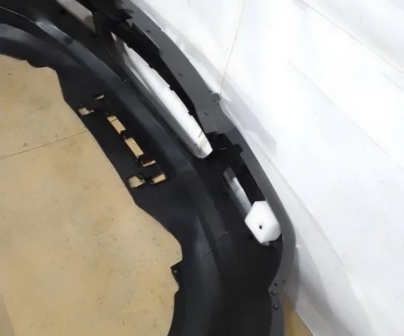 Бампер передний для SsangYong Kyron DJ 2005-2007 на фотографиях