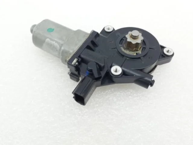 Мотор стеклоочистителя для Honda CR-V RE 2006-2009 на фотографиях