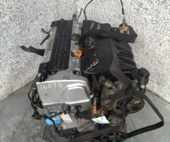 Двигатель для Honda CR-V RD 2001-2006 на фотографиях