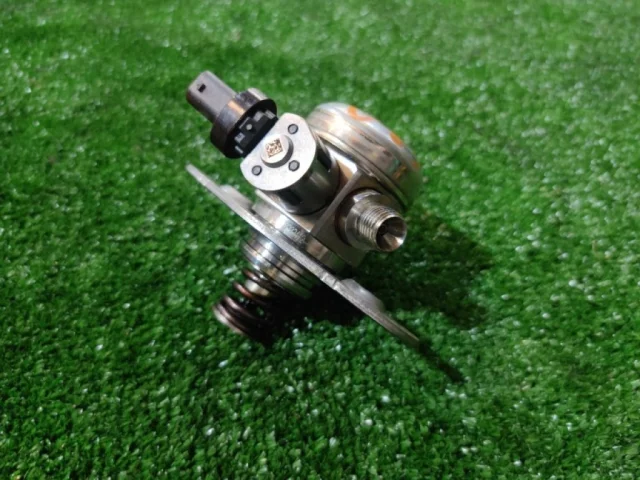 ТНВД для BMW 3er G20 2018+ на фотографиях