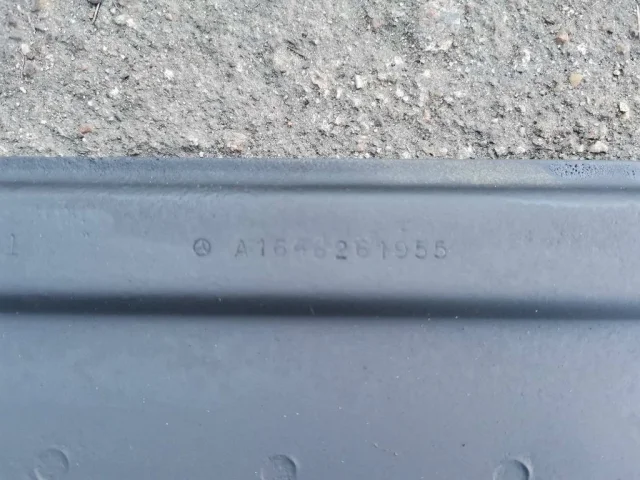 Нижняя планка телевизора для Mercedes-Benz GL class X164 2006-2012 на фотографиях