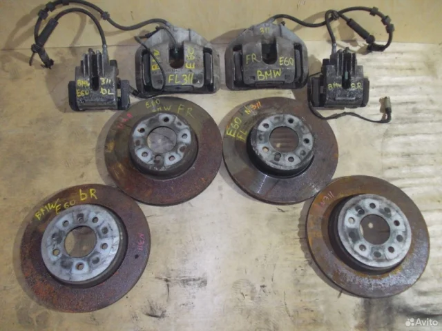 Диски тормозные передние (комплект) для BMW 5er Е60 2003-2010 на фотографиях