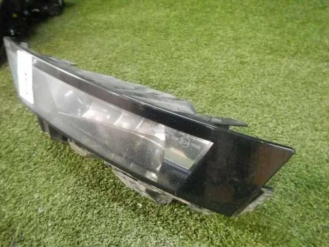 Противотуманка (ПТФ) передняя левая для Skoda Rapid I NH3 2012-2017 на фотографиях