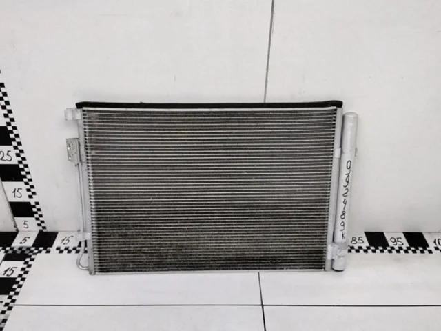 Кассета радиаторов для Hyundai Solaris 2 (2017-2022) на фотографиях