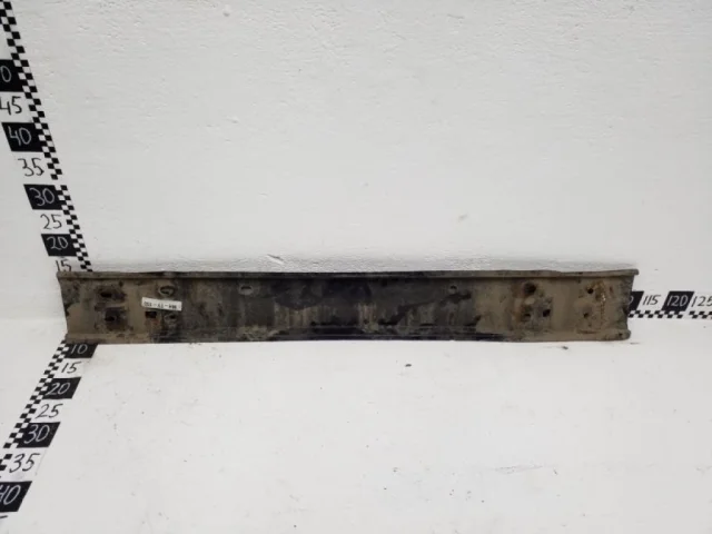 Усилитель заднего бампера для Toyota Corolla E140/E150 Седан 2006-2013 на фотографиях