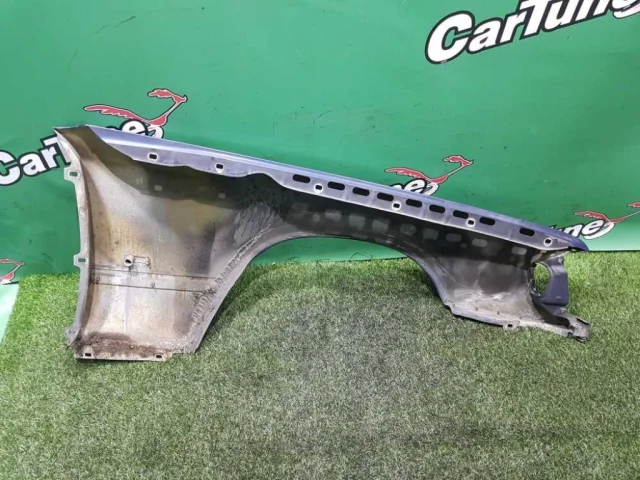 Крыло левое для Mercedes-Benz E class W124 1984-1996 на фотографиях