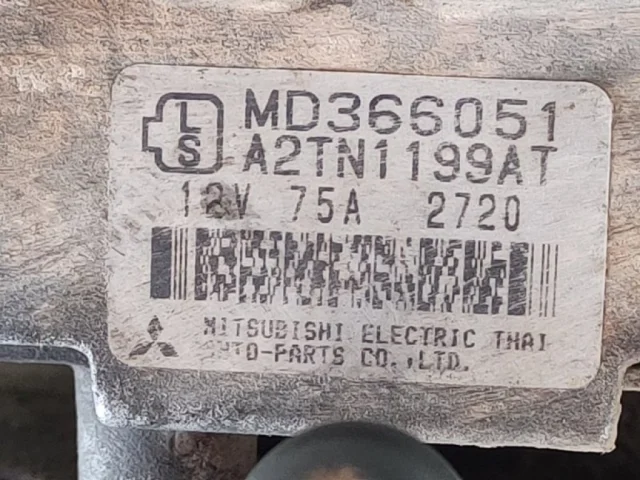 Генератор для Mitsubishi Pajero Sport K90 1997-2009 на фотографиях