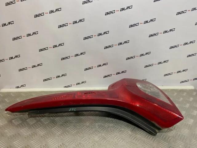 Фонарь правый для Volvo C30 MK 2006-2013 на фотографиях