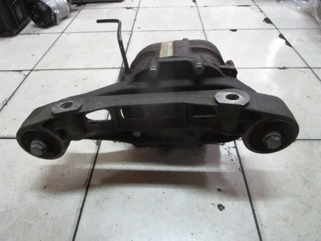 Редуктор заднего моста для Mercedes-Benz Vito W639 Vito Микроавтобус 2003-2013 на фотографиях