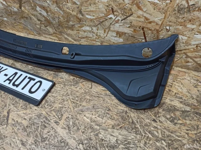 Жабо правое для Hyundai Solaris 2 (2017-2022) на фотографиях