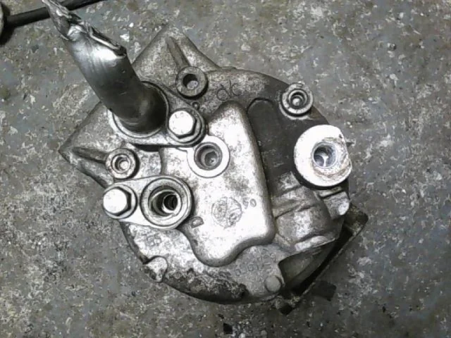 Компрессор кондиционера для Renault Megane Седан LM 2003-2009 на фотографиях