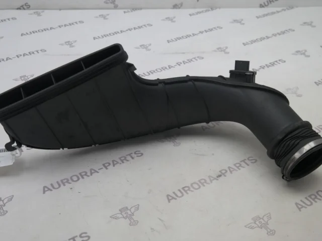 Впускной патрубок воздушного фильтра для BMW X5 Е70 2006-2013 на фотографиях