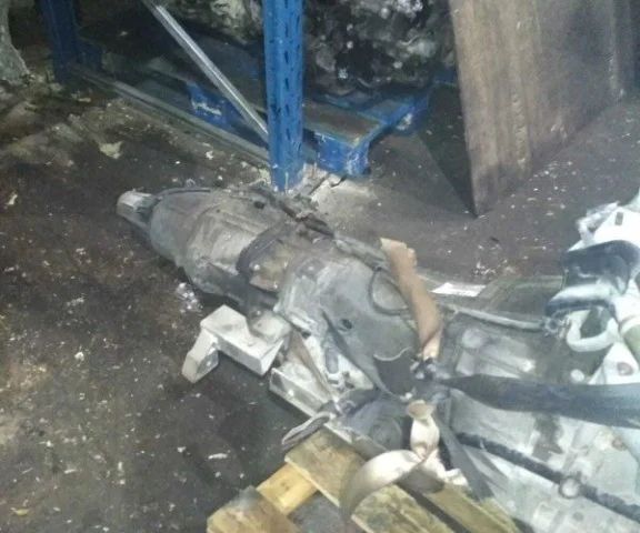 Двигатель без навесного для Chevrolet TrailBlazer GMT360 2001-2010 на фотографиях