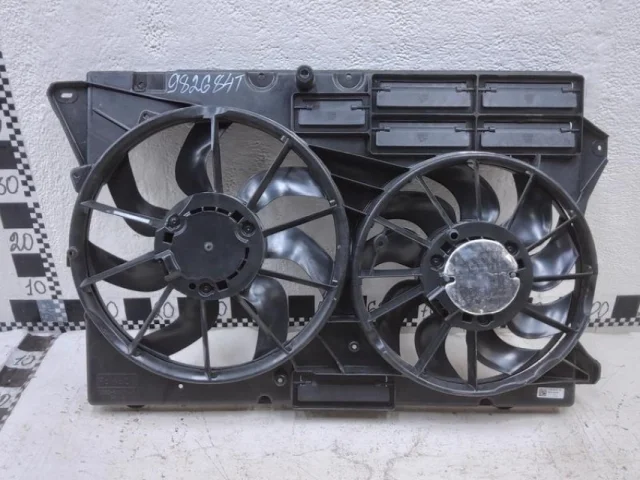 Диффузор вентилятора для Ford Explorer U502 2011-2016 на фотографиях