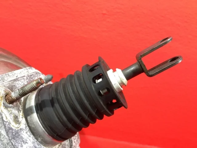 Вакуумный усилитель тормозов для BMW 5er Е60 2003-2010 на фотографиях