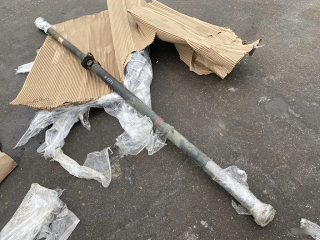 Карданный вал передний для Volvo XC90 I C 2002-2014 на фотографиях