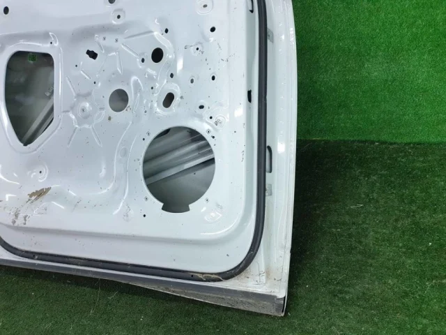 Дверь передняя левая для Audi Q3 F3 2018+ на фотографиях